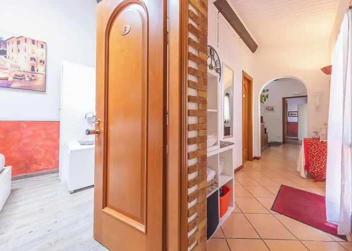 Pensión In Bb - Small Double In History House